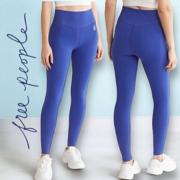 FREE PEOPLE FP Moment Women’s Mainstream High Waist Leggings in the Size M-L